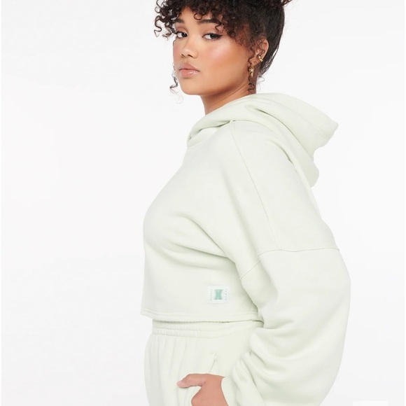 Savage X Fenty Minty White  Xssential Crop Hoodie - Picture 4 of 13